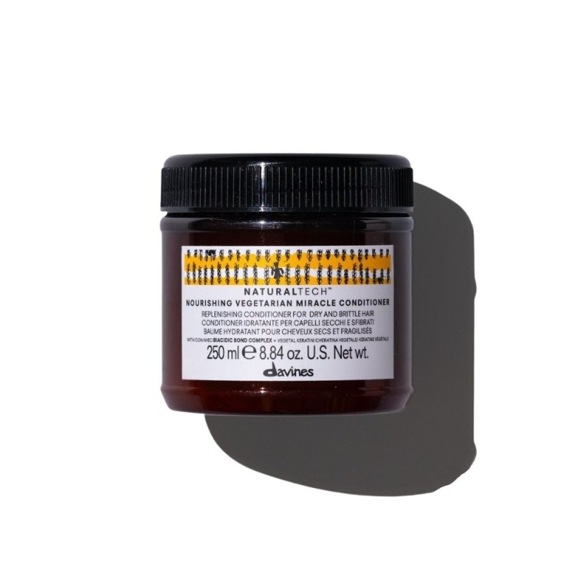 DAVINES - NATURALTECH - NOURISHING VEGETARIAN MIRACLE CONDITIONER (250ml)