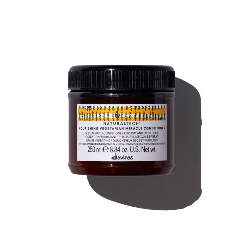 DAVINES - NATURALTECH - NOURISHING VEGETARIAN MIRACLE CONDITIONER (250ml) DAVINES - NATURALTECH - NOURISHING VEGETARIAN MIRACLE CONDITIONER (250ml)