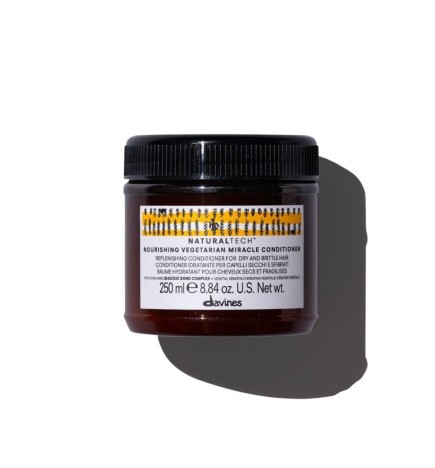 DAVINES - NATURALTECH - NOURISHING VEGETARIAN MIRACLE CONDITIONER (250ml)
